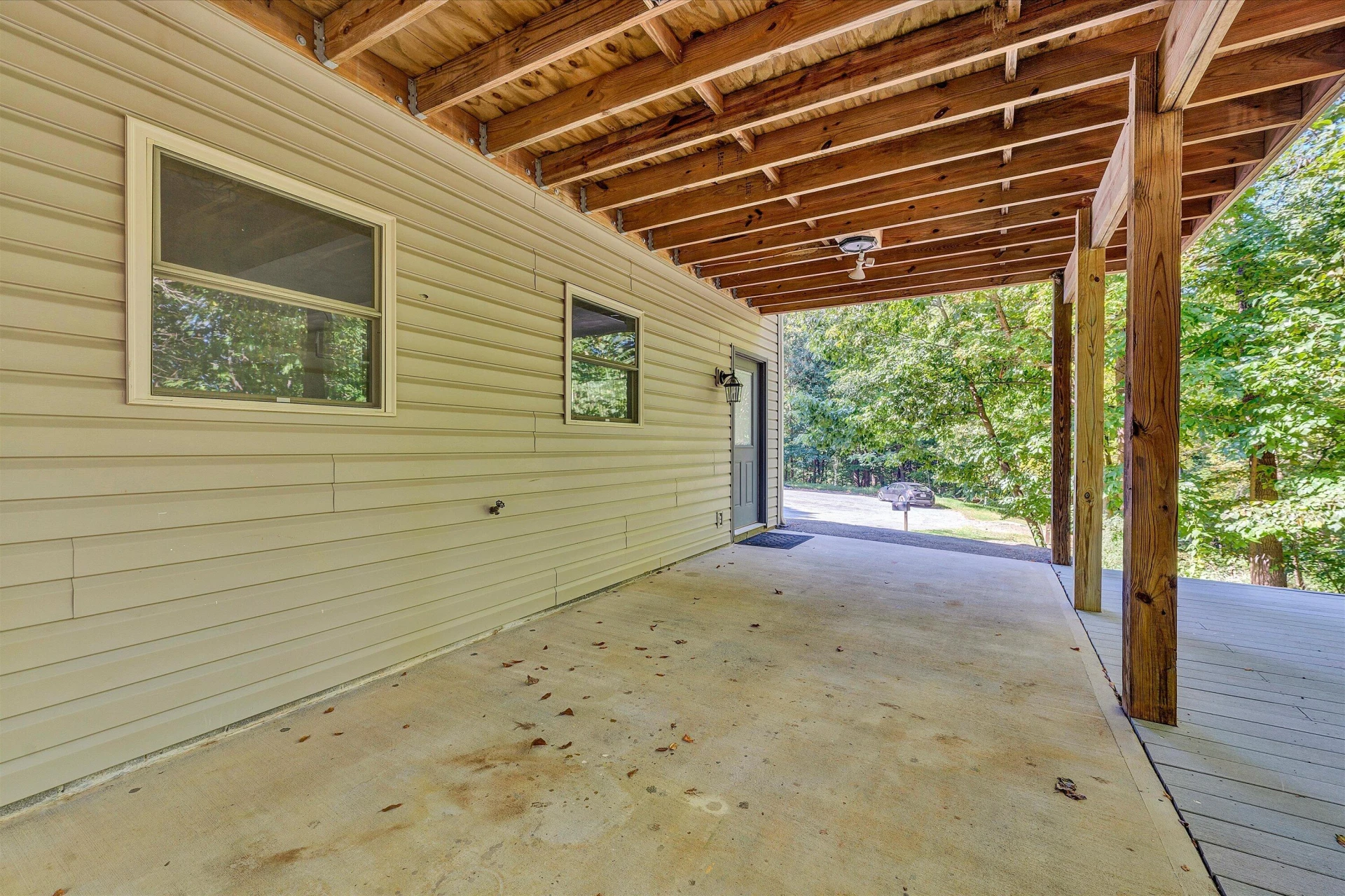 1833 Melissa CIR - Photo 34