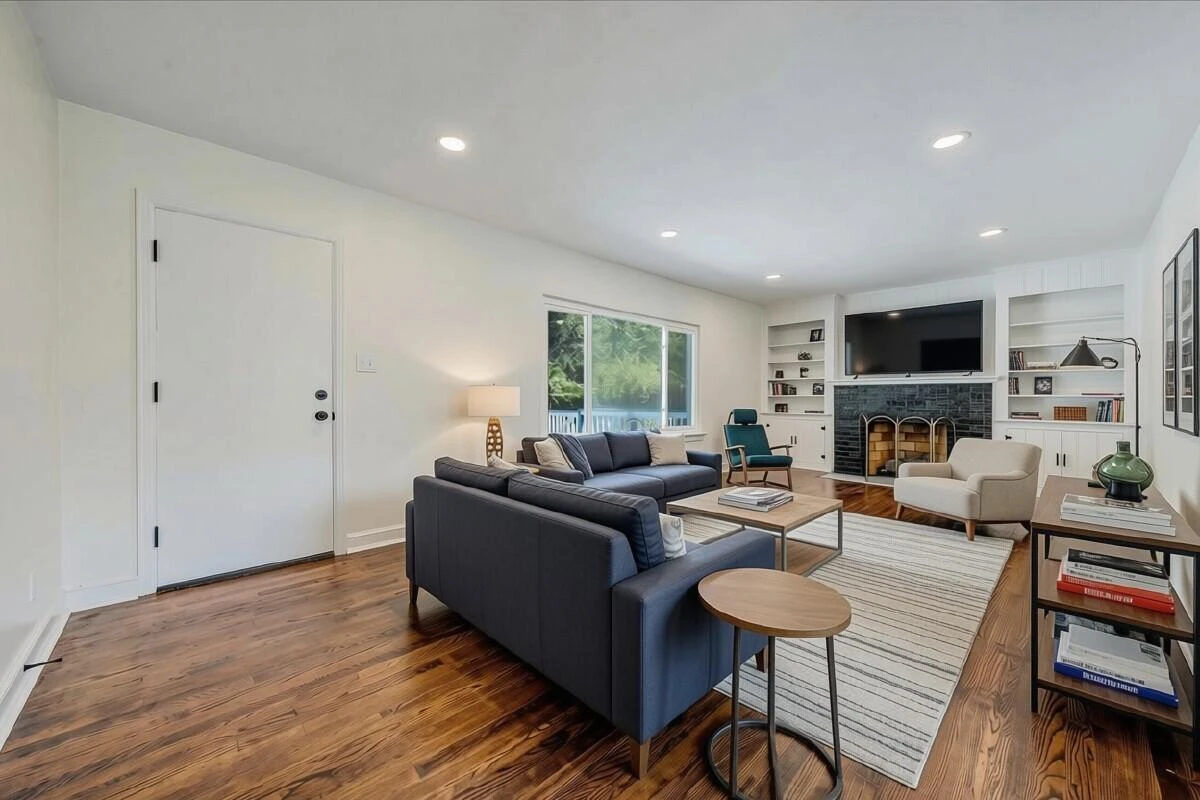 3417 Windsor RD SW - Photo 19