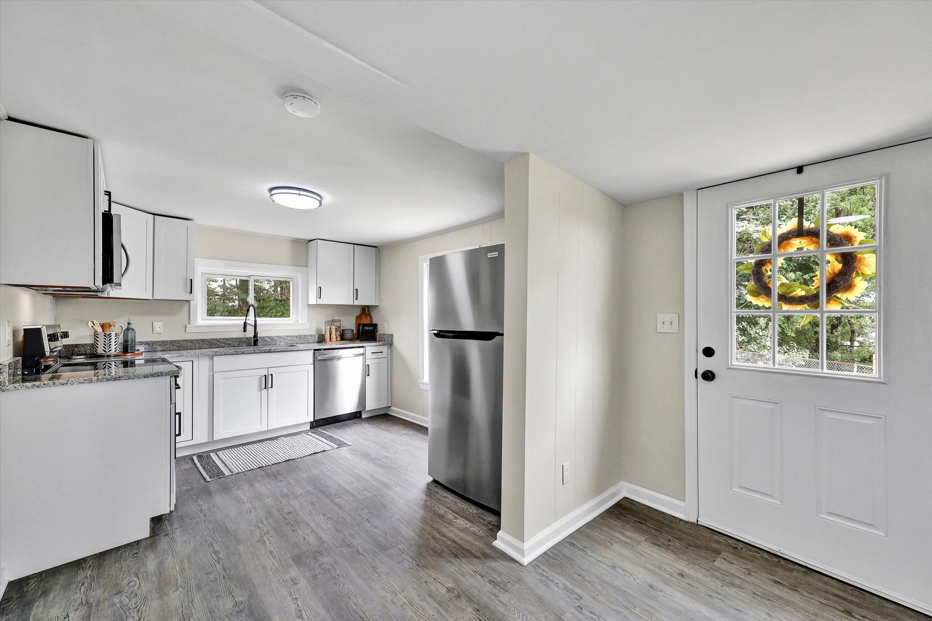 621 Fayette ST - Photo 9