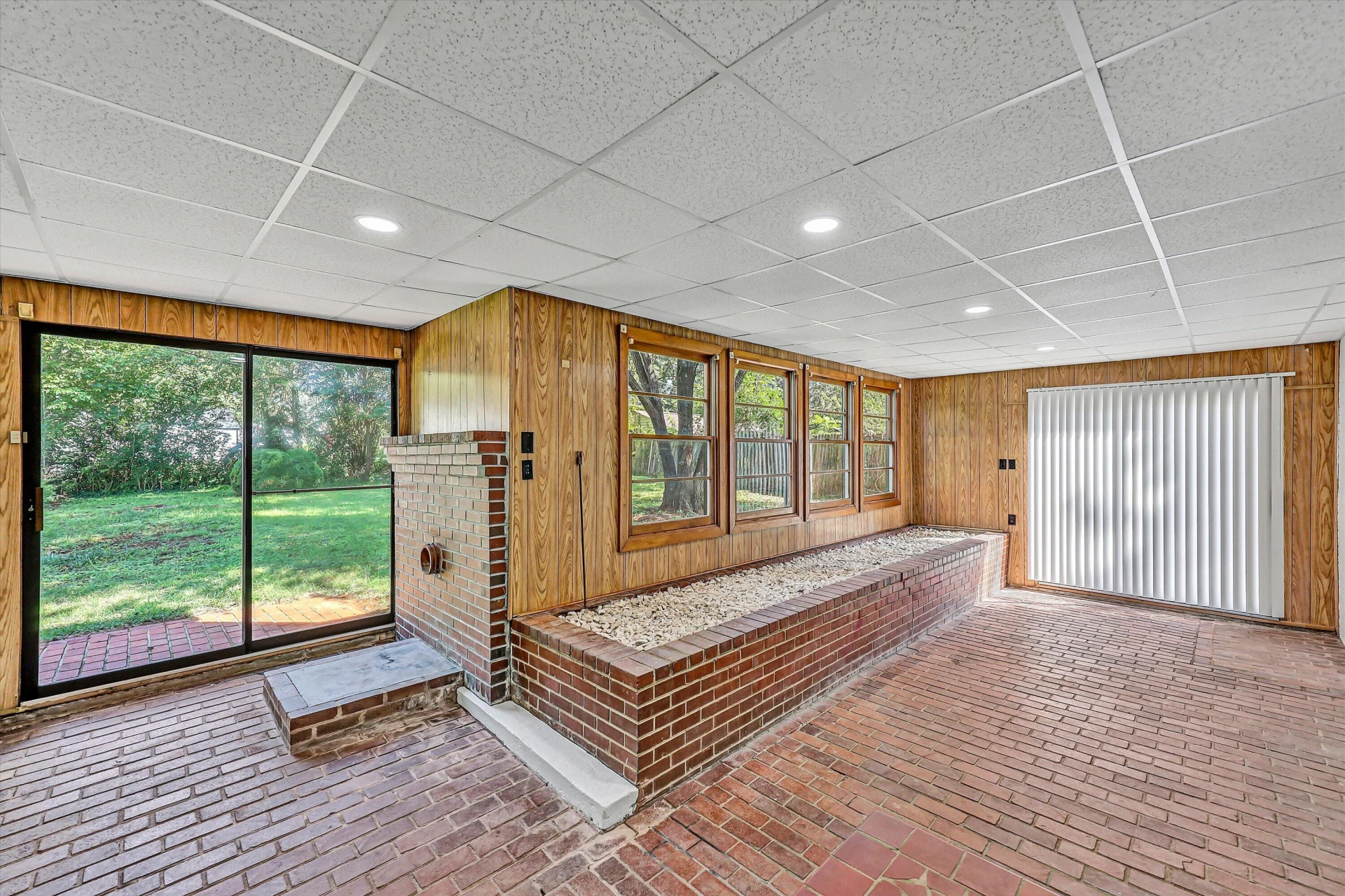 89 Sunrise AVE - Photo 23