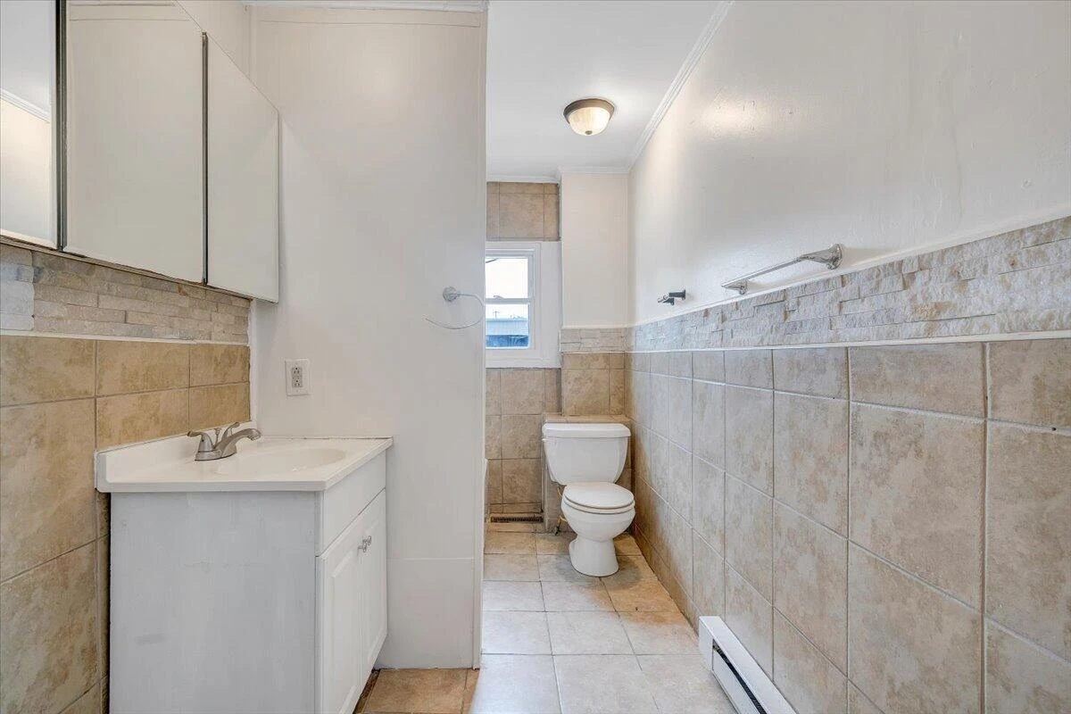 1241 Dale AVE SE - Photo 15