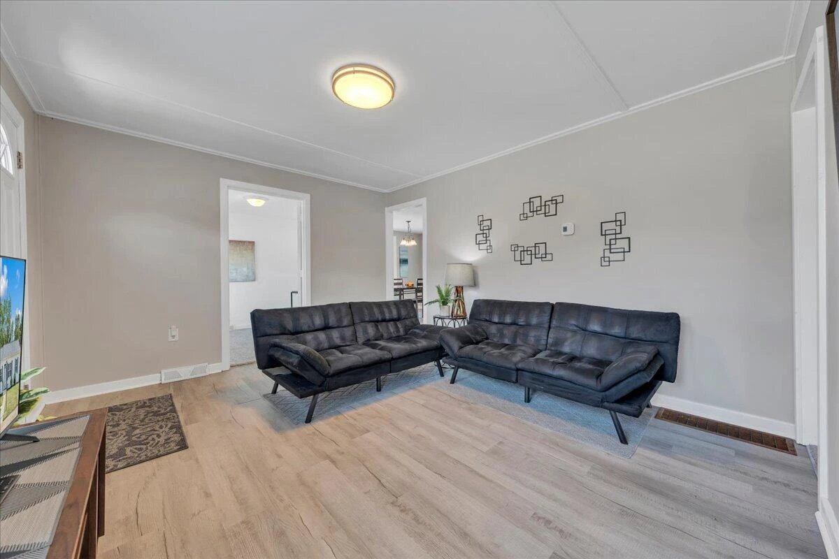 2936 Fleetwood AVE SW - Photo 12