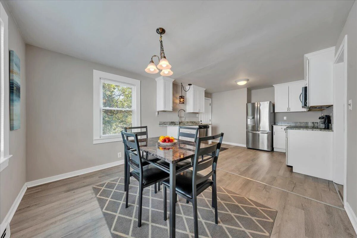 2936 Fleetwood AVE SW - Photo 15