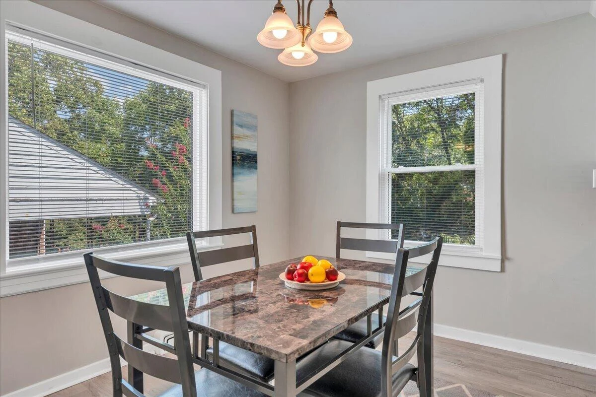2936 Fleetwood AVE SW - Photo 18