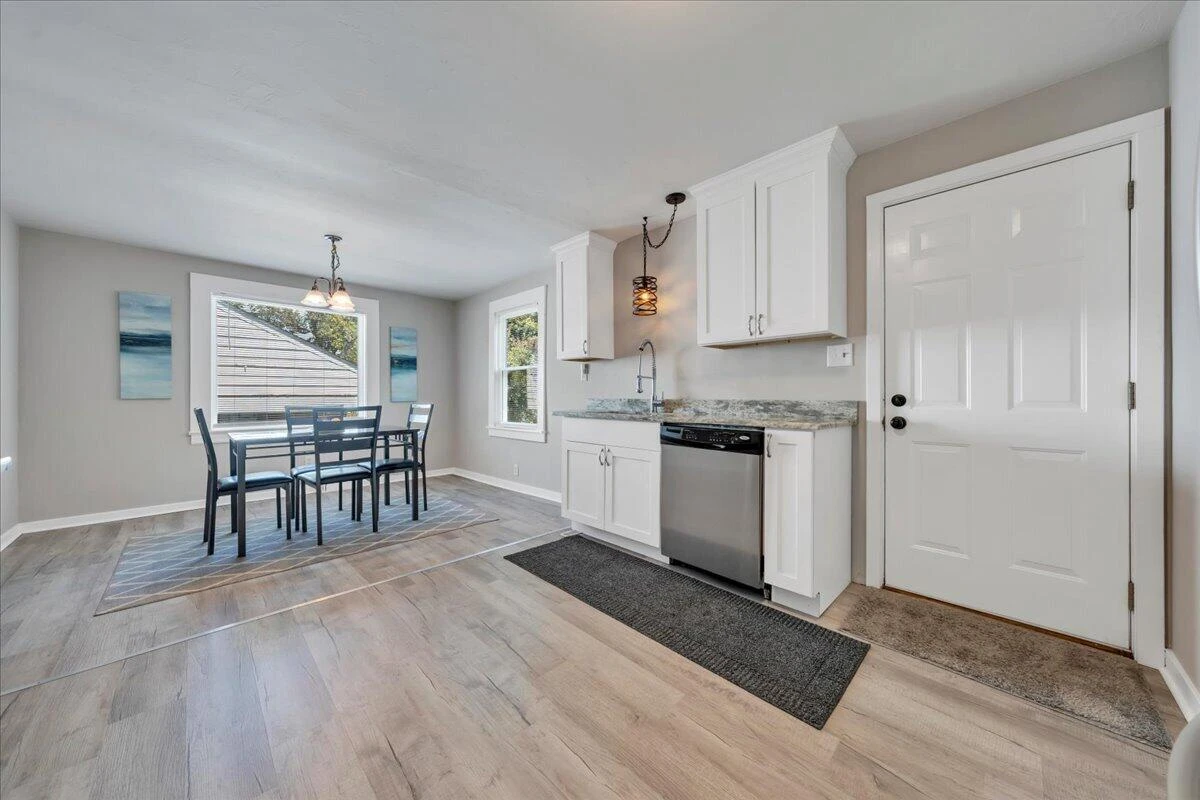 2936 Fleetwood AVE SW - Photo 20