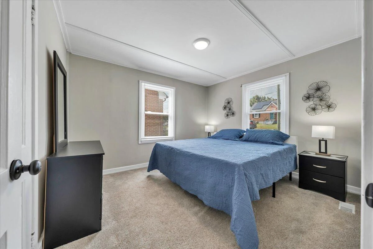 2936 Fleetwood AVE SW - Photo 34