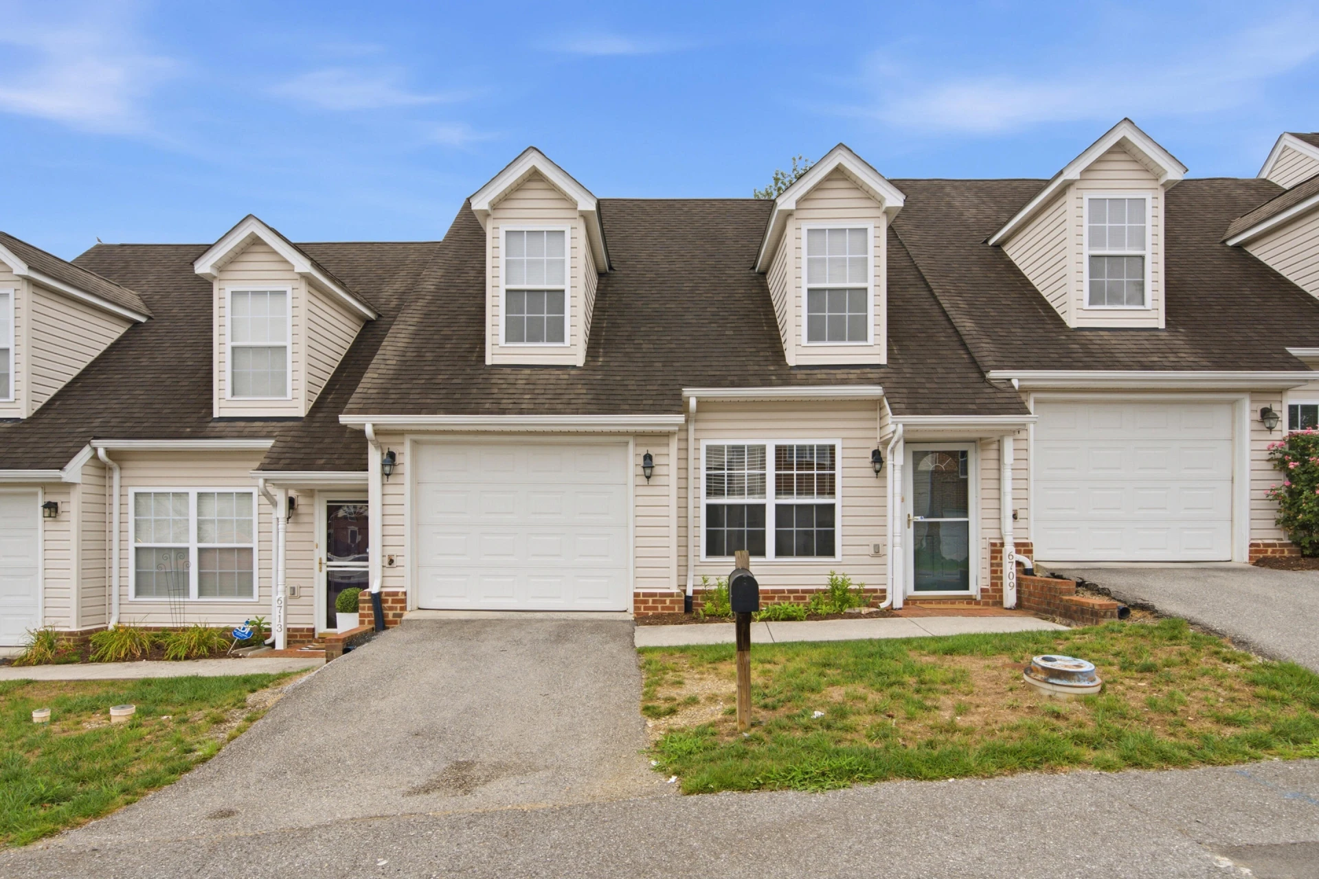 6709 Woodcreeper DR - Photo 30