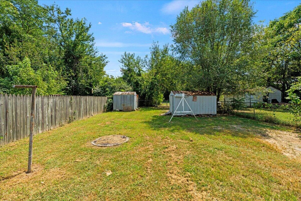 1311 Morton AVE SE - Photo 14