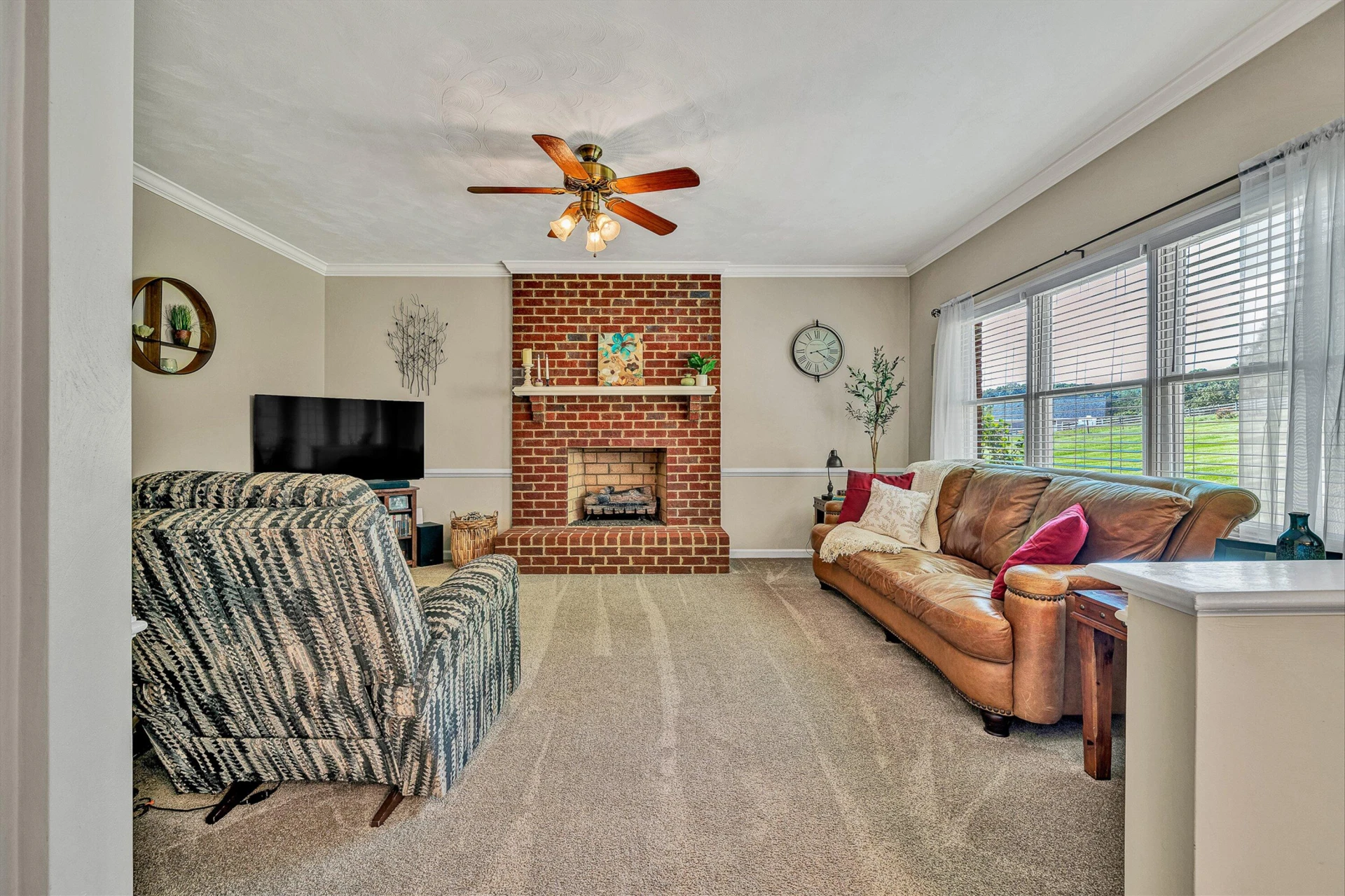 46 Old Church LN - Photo 11