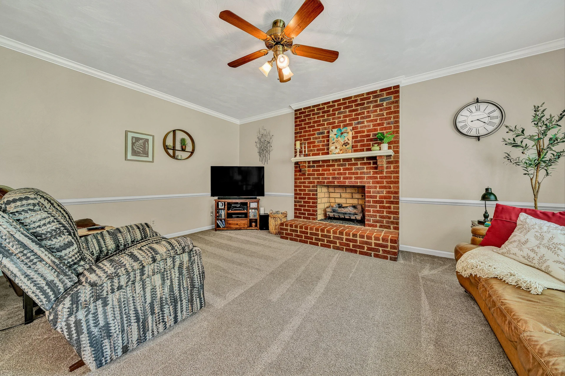 46 Old Church LN - Photo 12