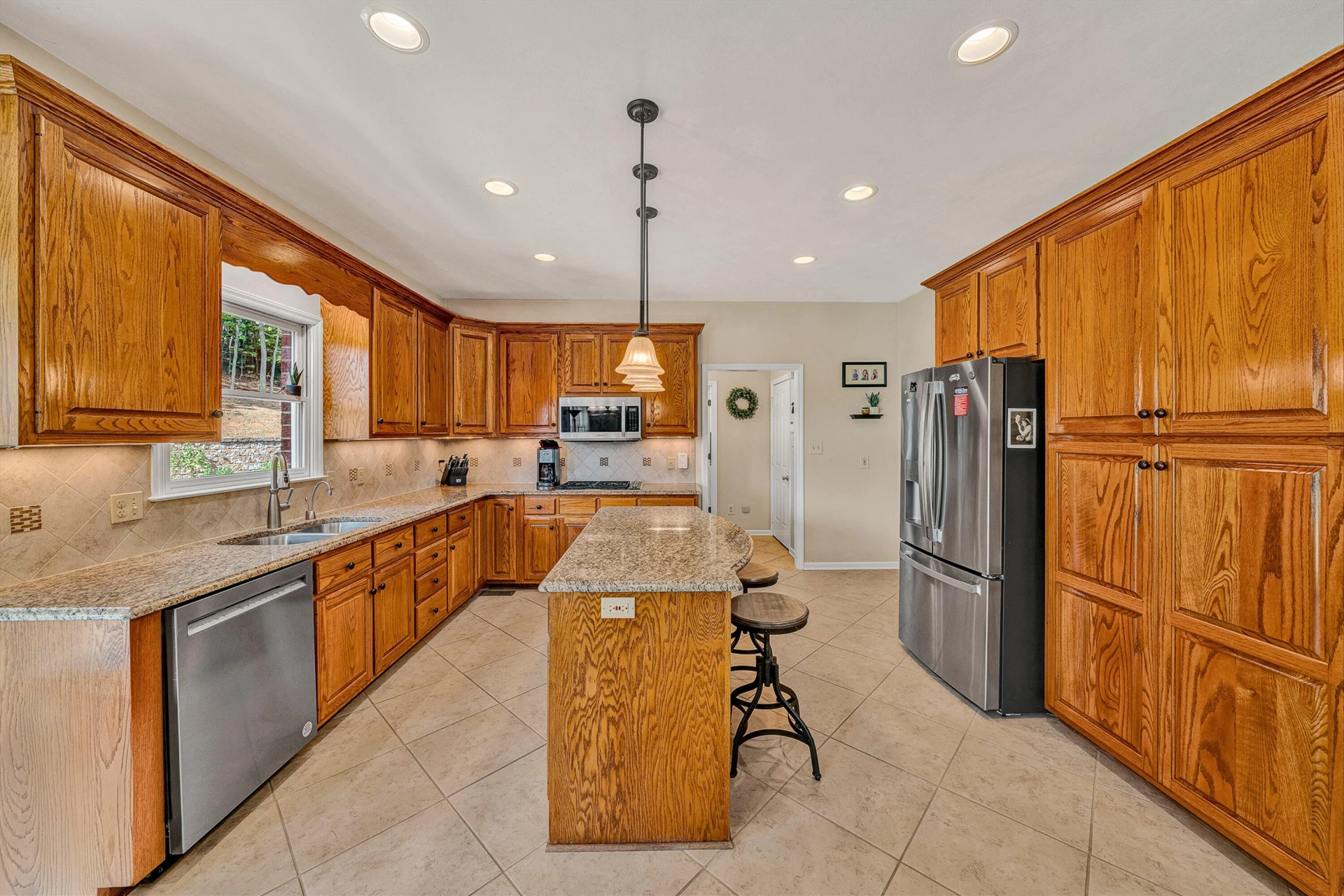 46 Old Church LN - Photo 16