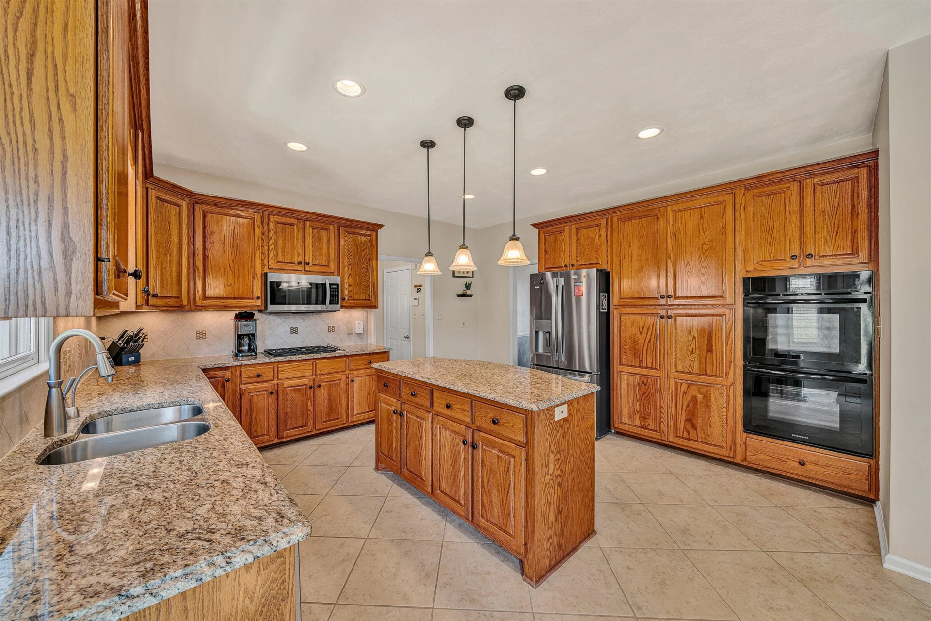 46 Old Church LN - Photo 17