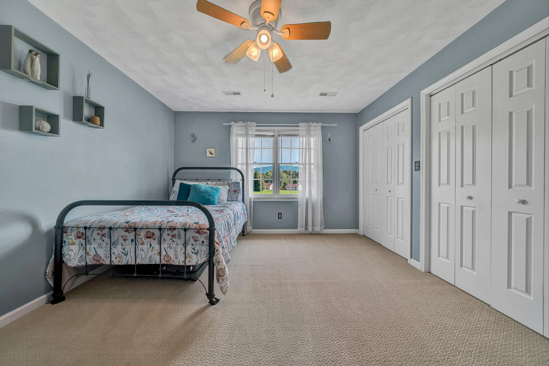 46 Old Church LN - Photo 32