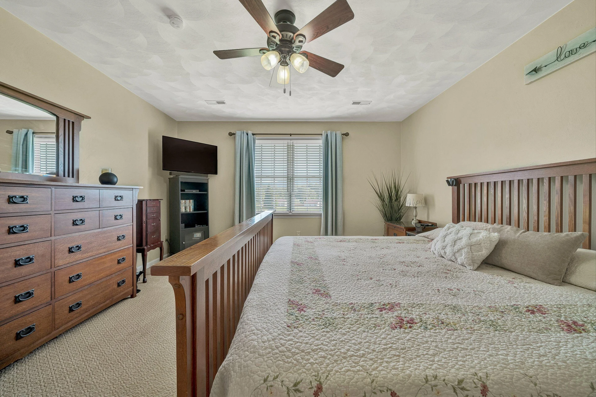 46 Old Church LN - Photo 36