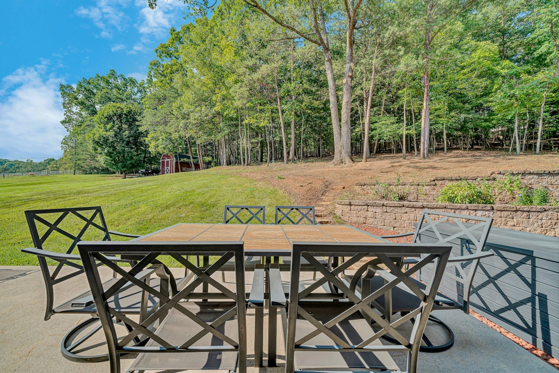 46 Old Church LN - Photo 46