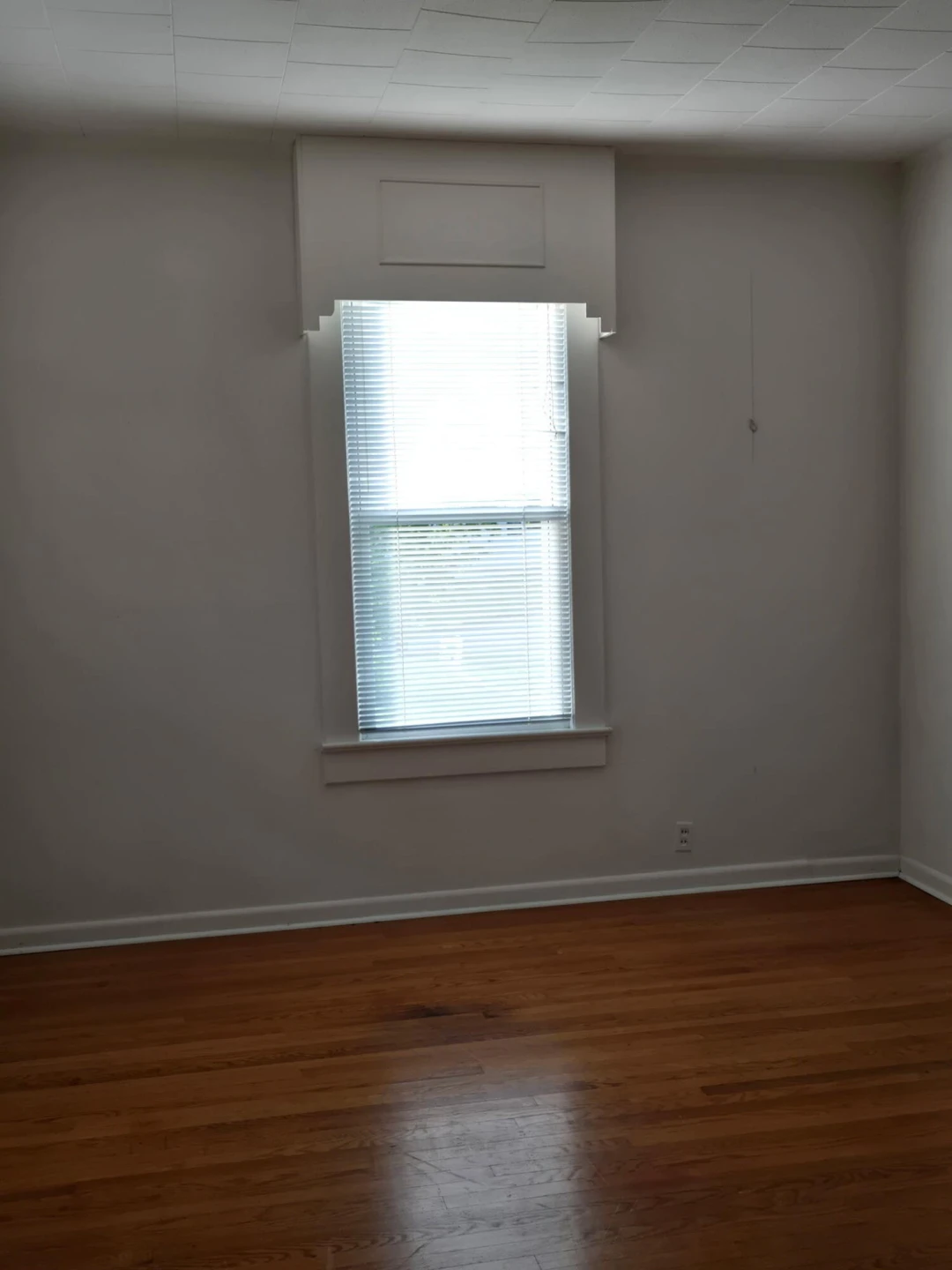 580 Roxbury ST - Photo 10