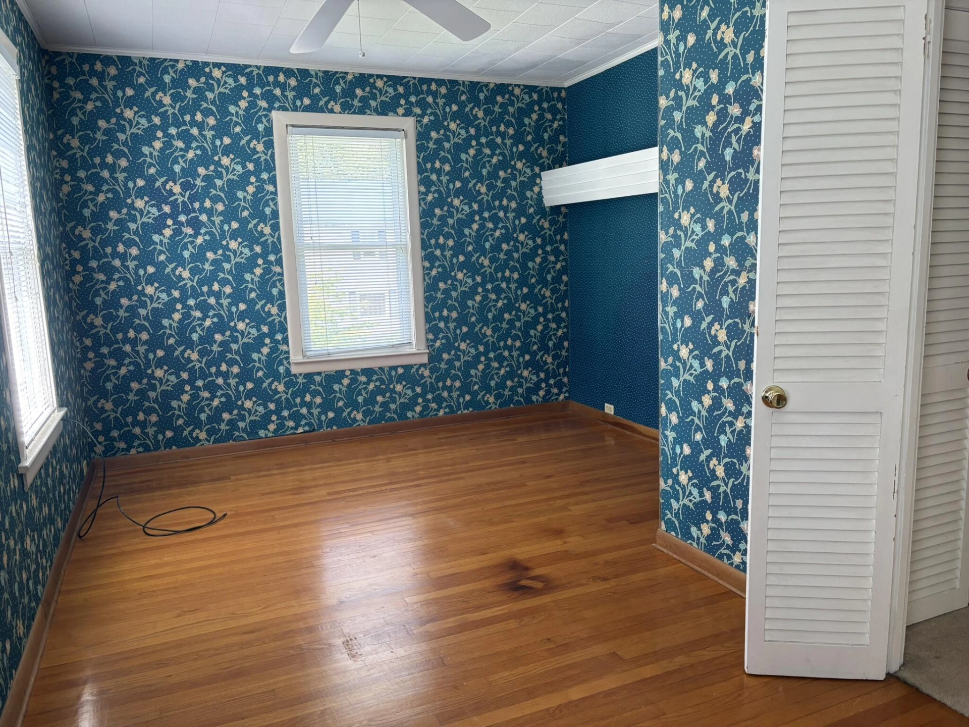 580 Roxbury ST - Photo 22