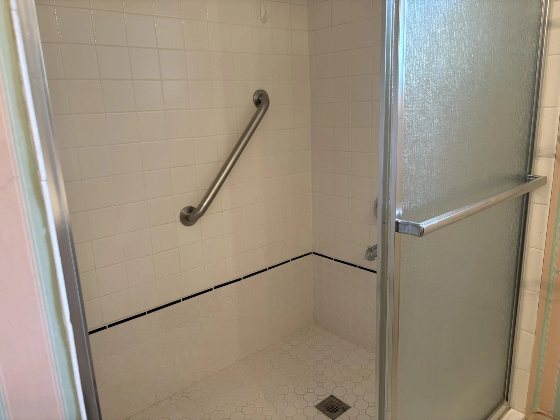 580 Roxbury ST - Photo 25
