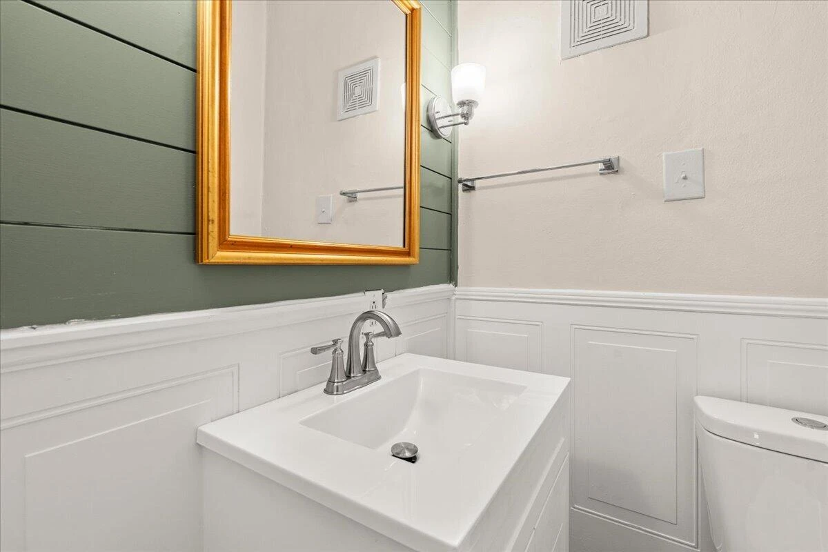 1312 Morton AVE SE - Photo 5
