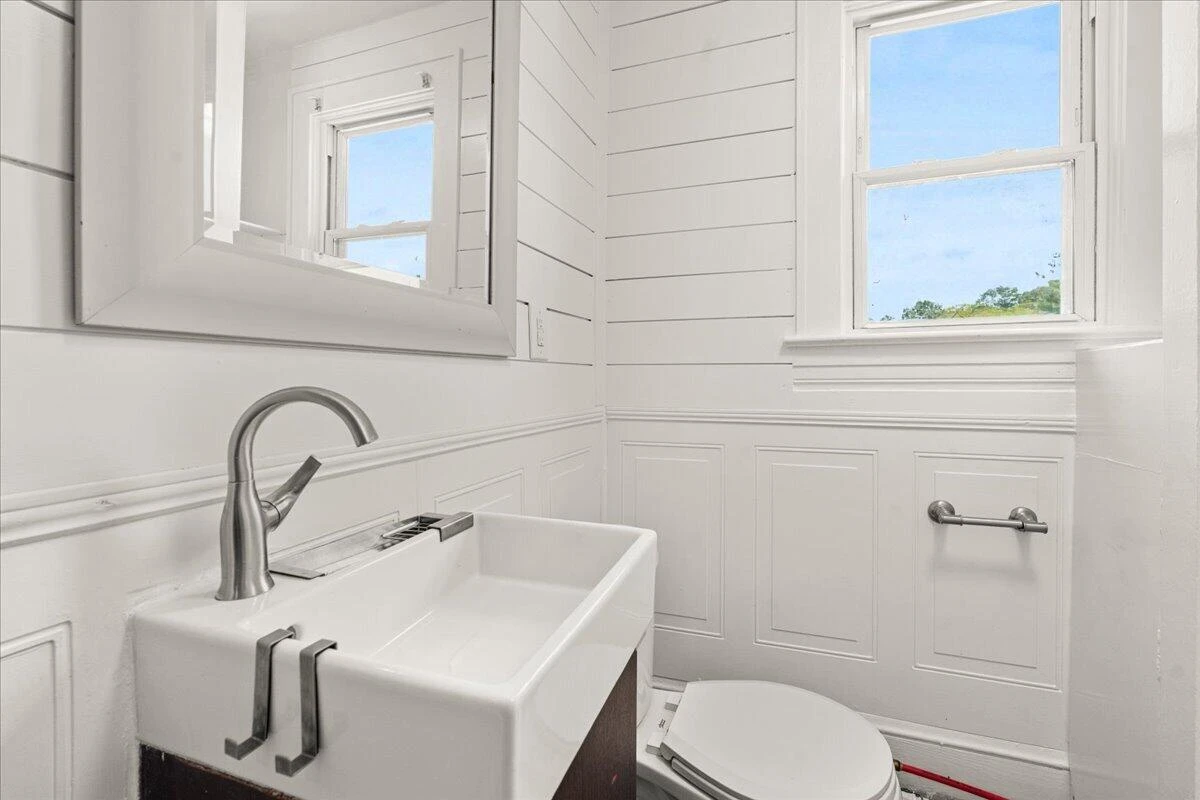 1312 Morton AVE SE - Photo 12