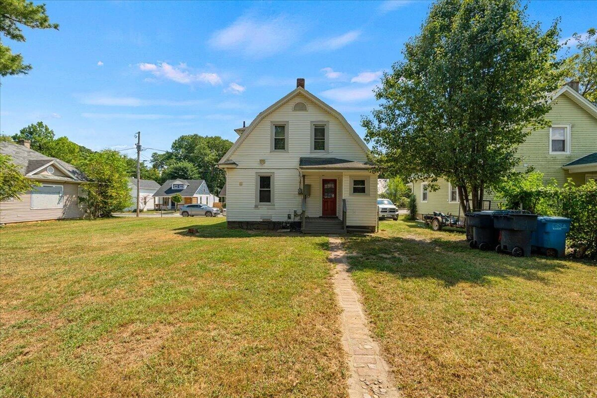 1312 Morton AVE SE - Photo 16