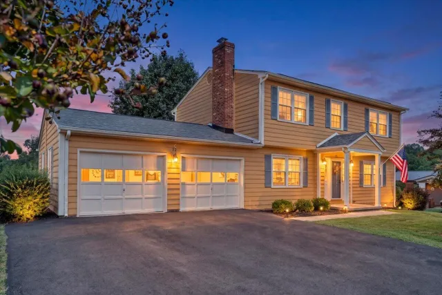 72 Hillandale DR