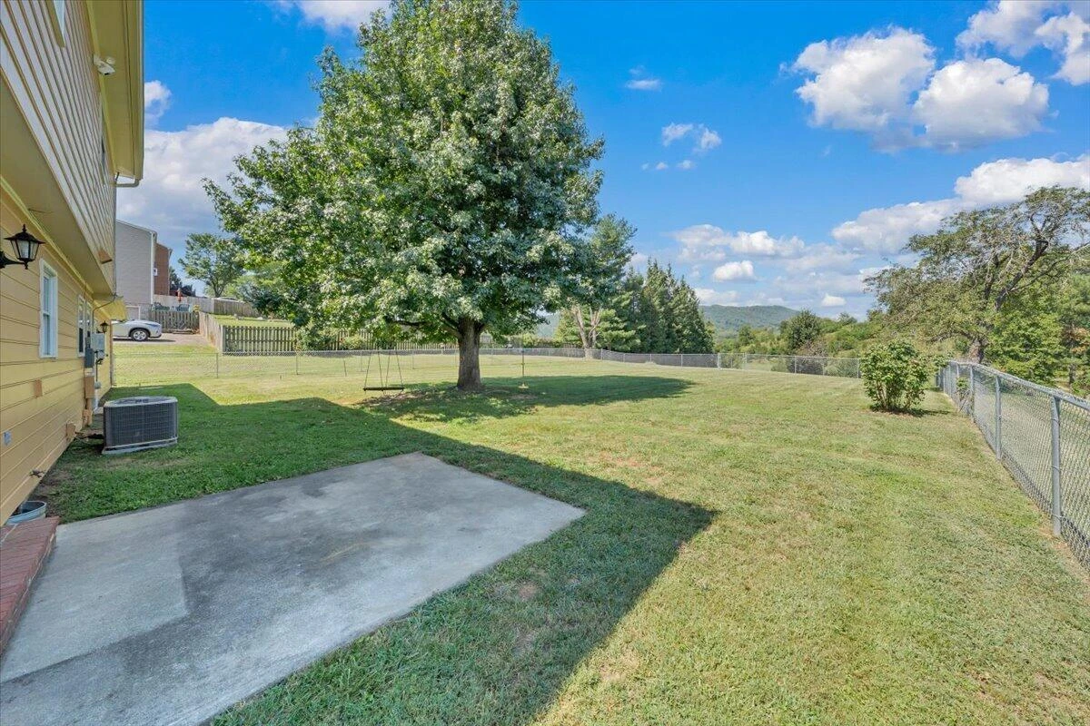 72 Hillandale DR - Photo 9