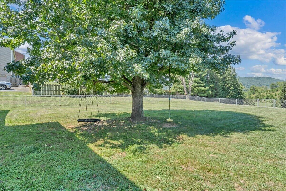 72 Hillandale DR - Photo 10