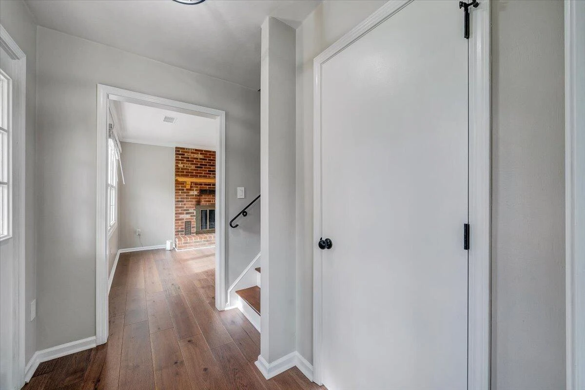 72 Hillandale DR - Photo 5