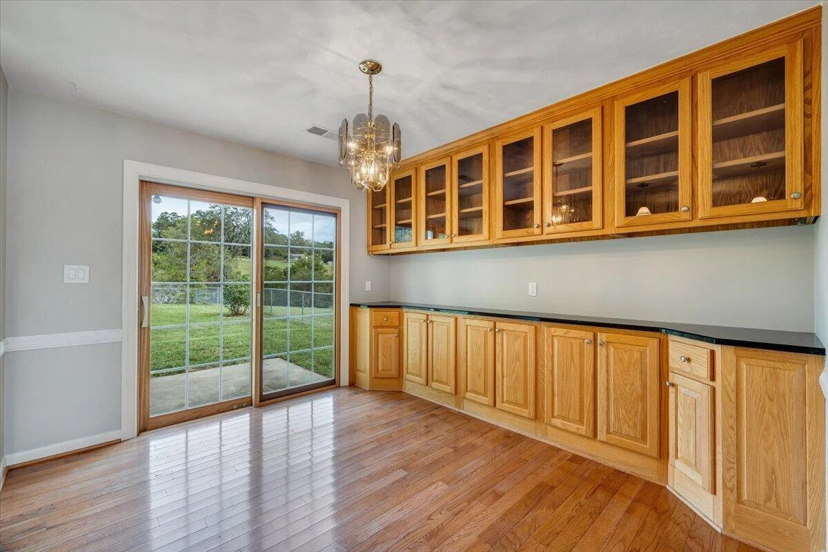 72 Hillandale DR - Photo 9