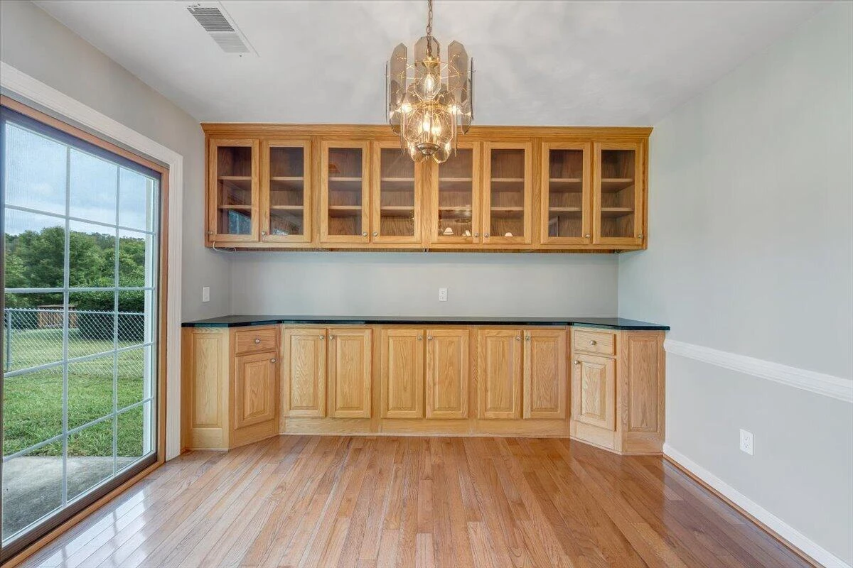 72 Hillandale DR - Photo 10