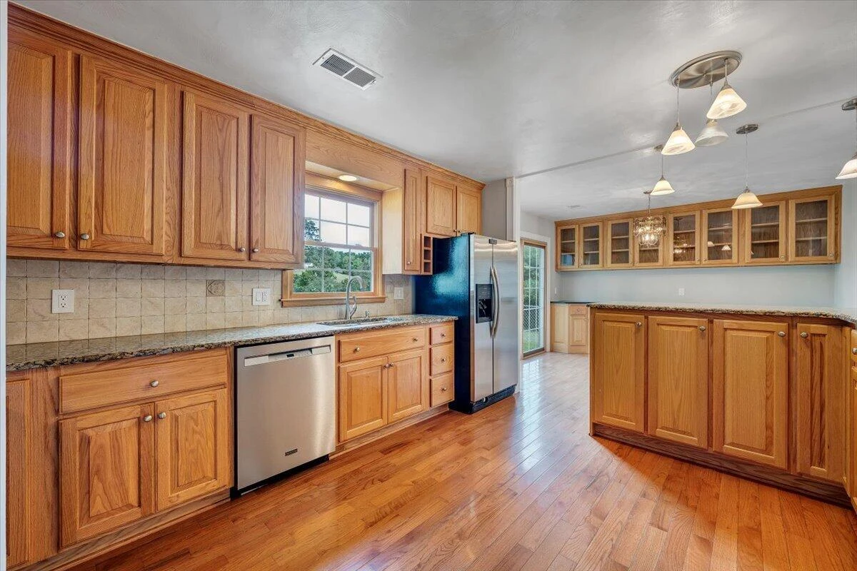 72 Hillandale DR - Photo 14