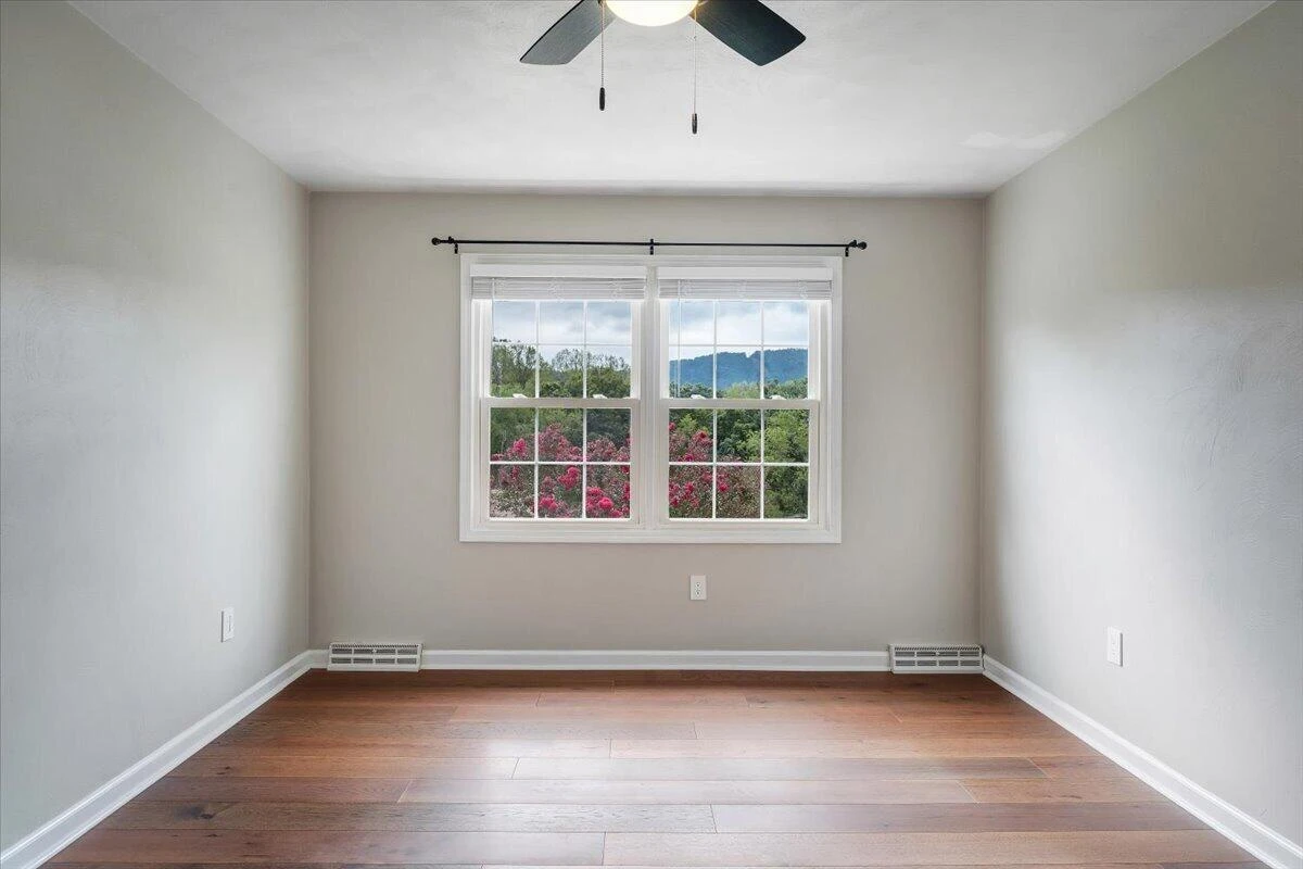 72 Hillandale DR - Photo 26