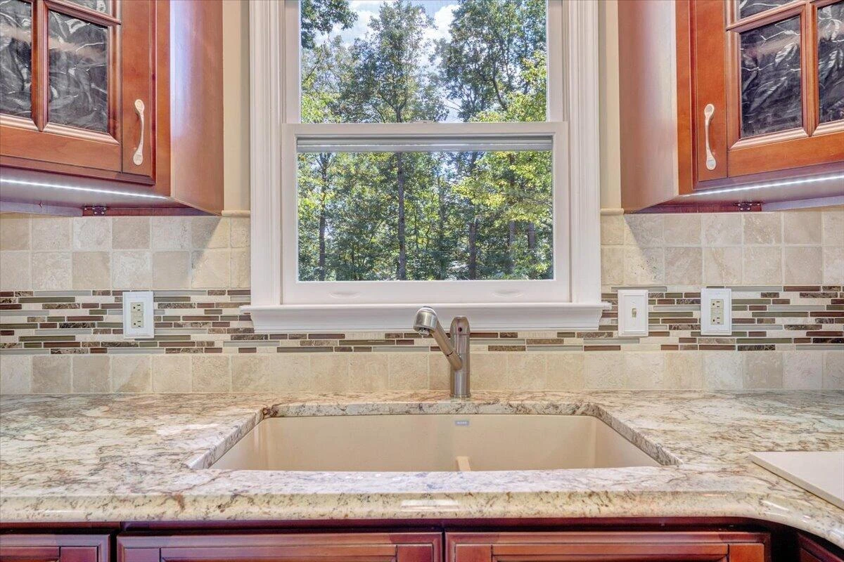7876 Peaks RD - Photo 9