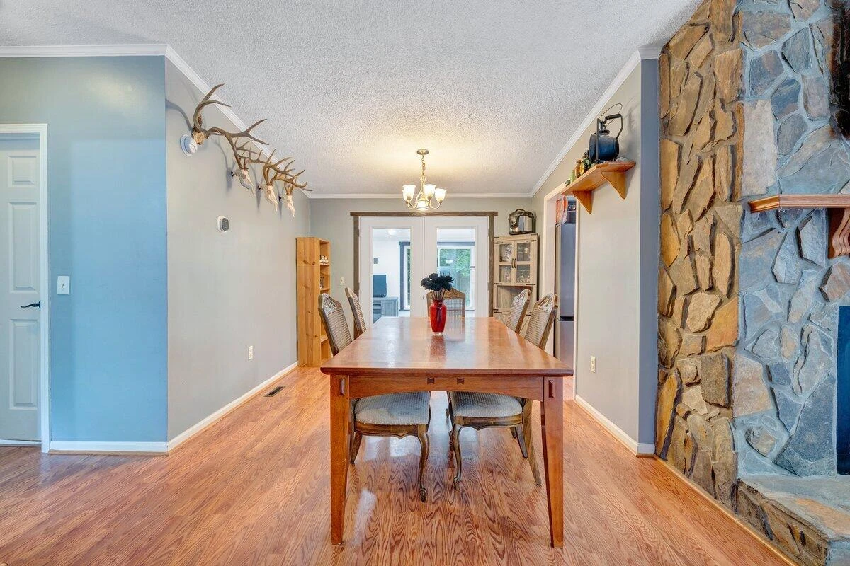 125 Whispering Breeze DR - Photo 17