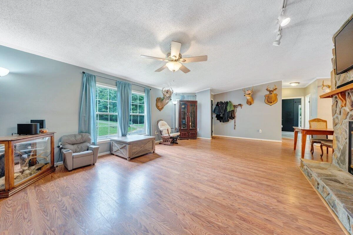 125 Whispering Breeze DR - Photo 23