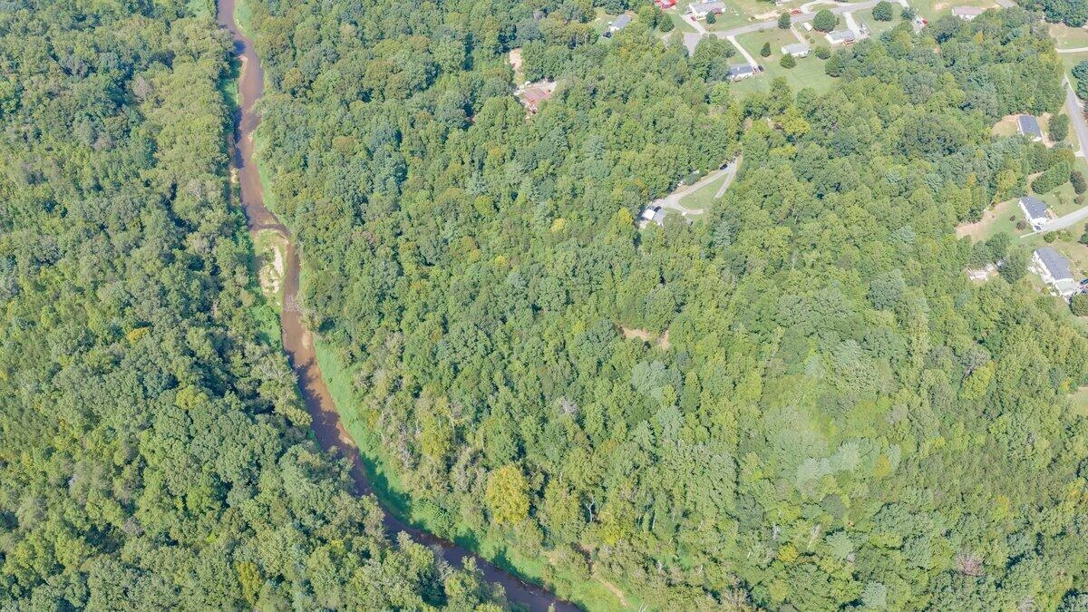 125 Whispering Breeze DR - Photo 38