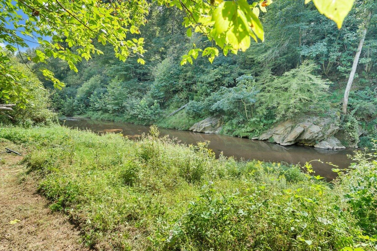 125 Whispering Breeze DR - Photo 42