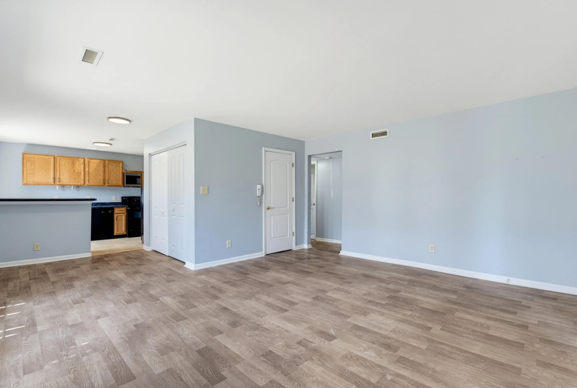 1217 Villa LN #B - Photo 6