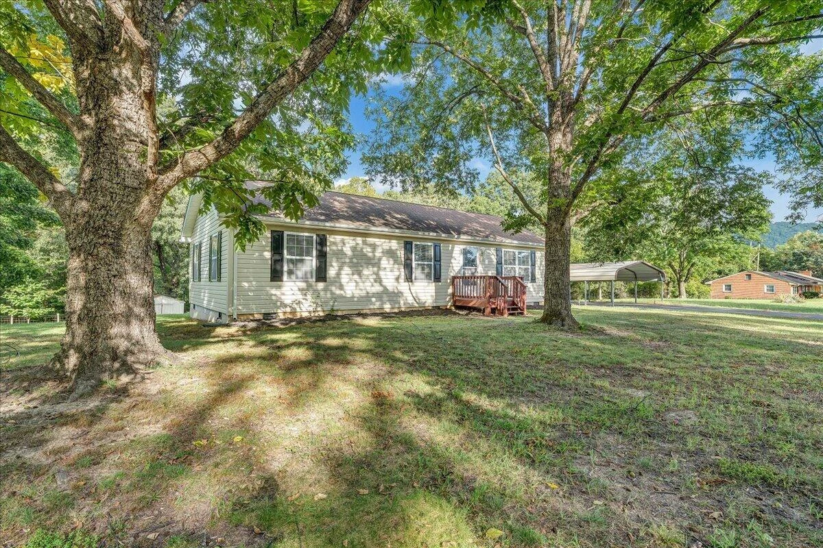 290 Fields AVE - Photo 30