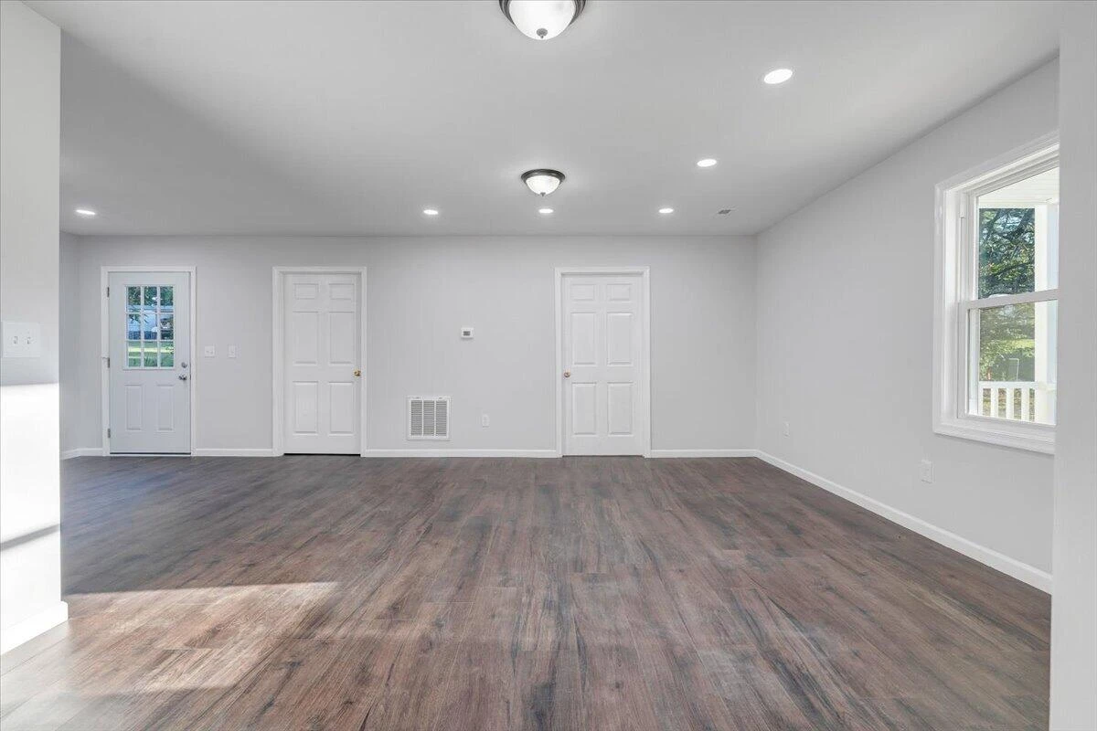 140 Scales RD NE - Photo 4