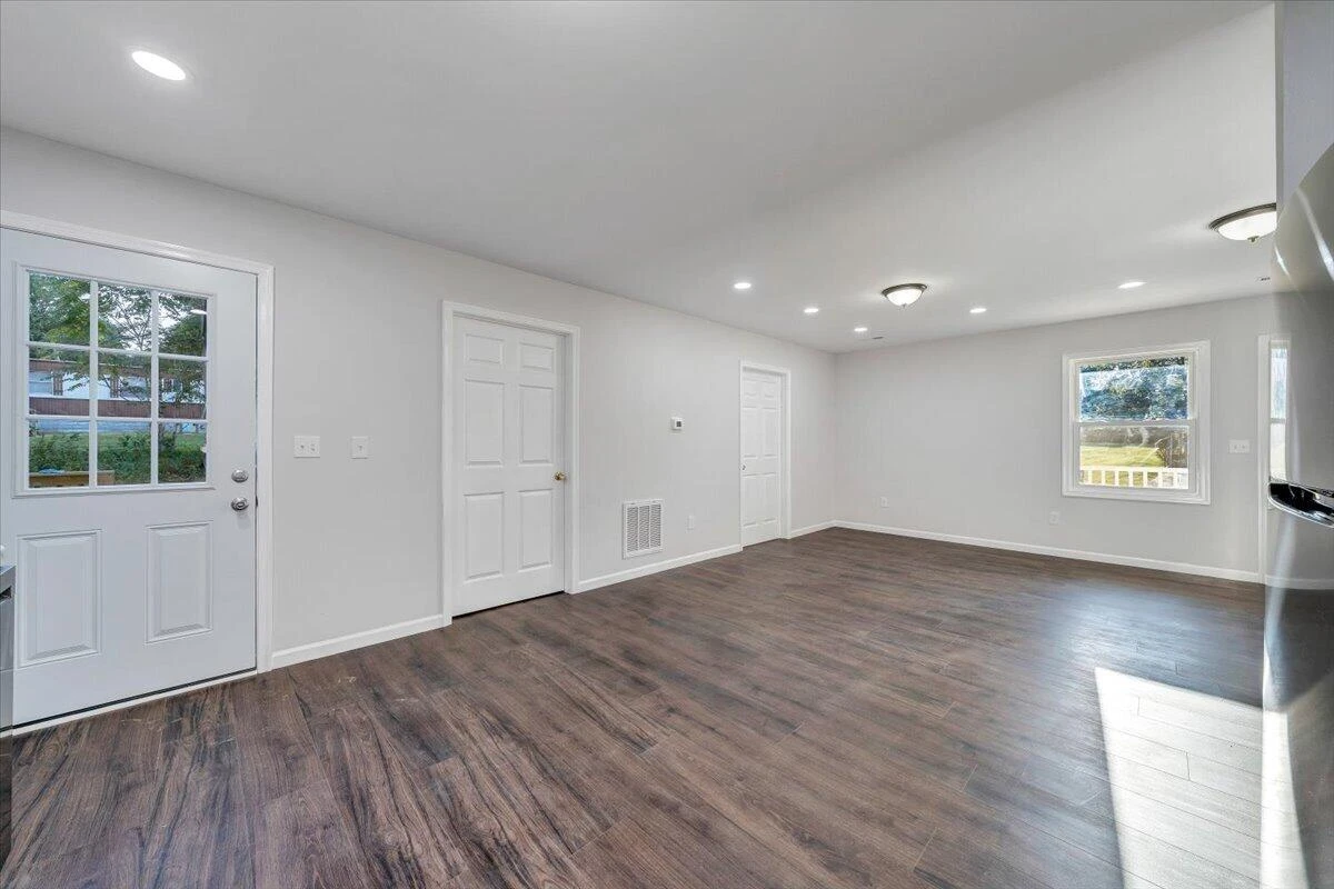 140 Scales RD NE - Photo 12