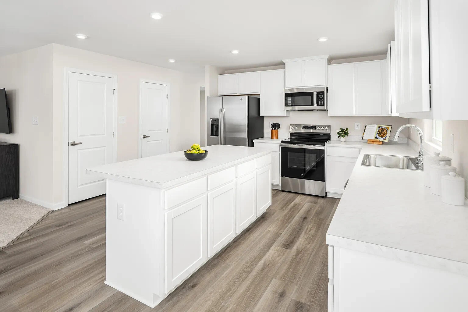 1904 Mill LN - Photo 6
