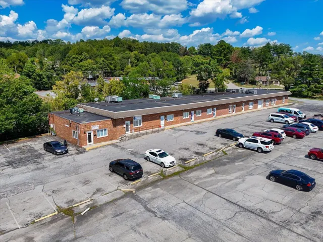 1727 Peters Creek RD NW, Roanoke, VA, 24017