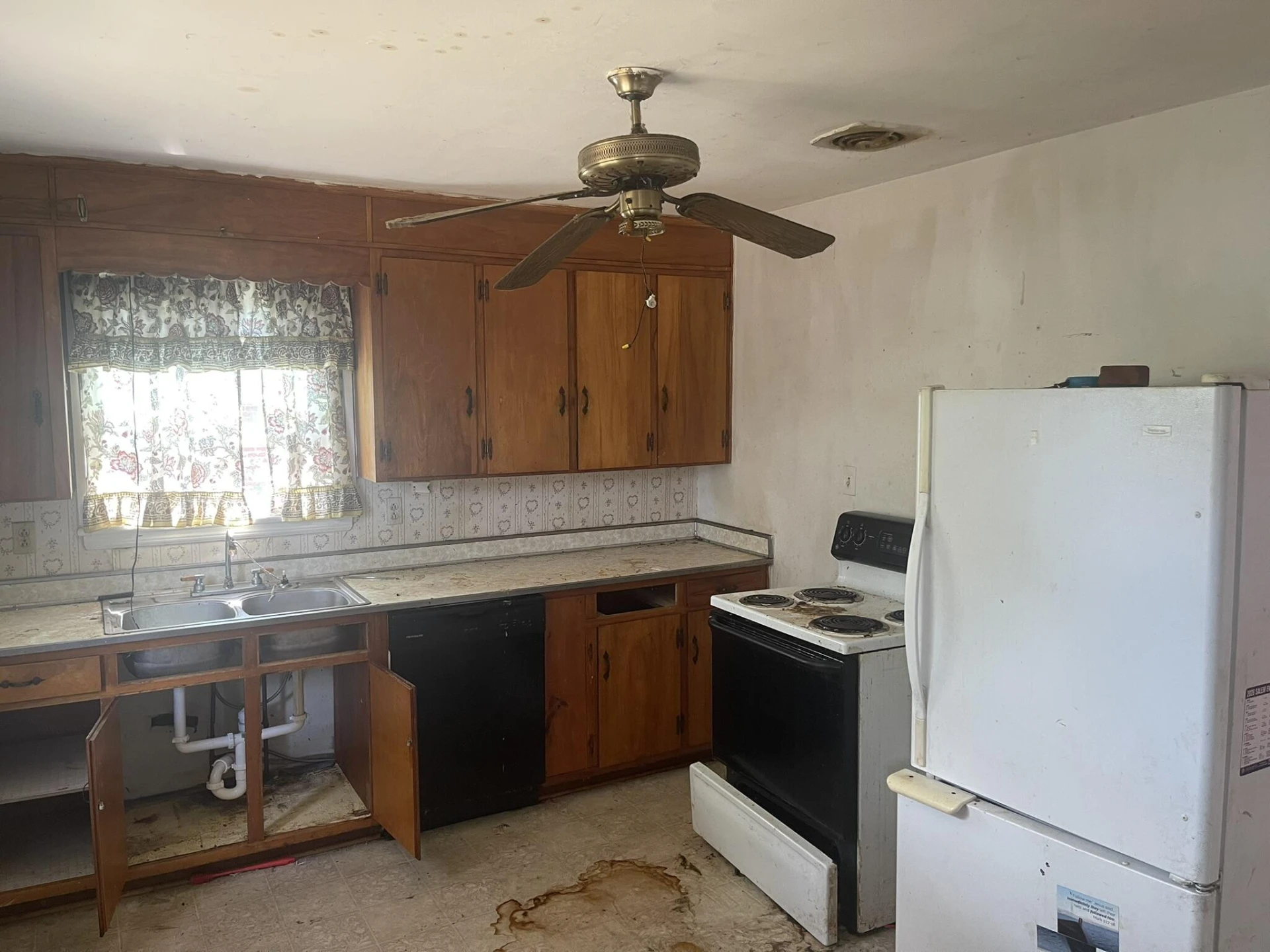 1435 Filson ST - Photo 11