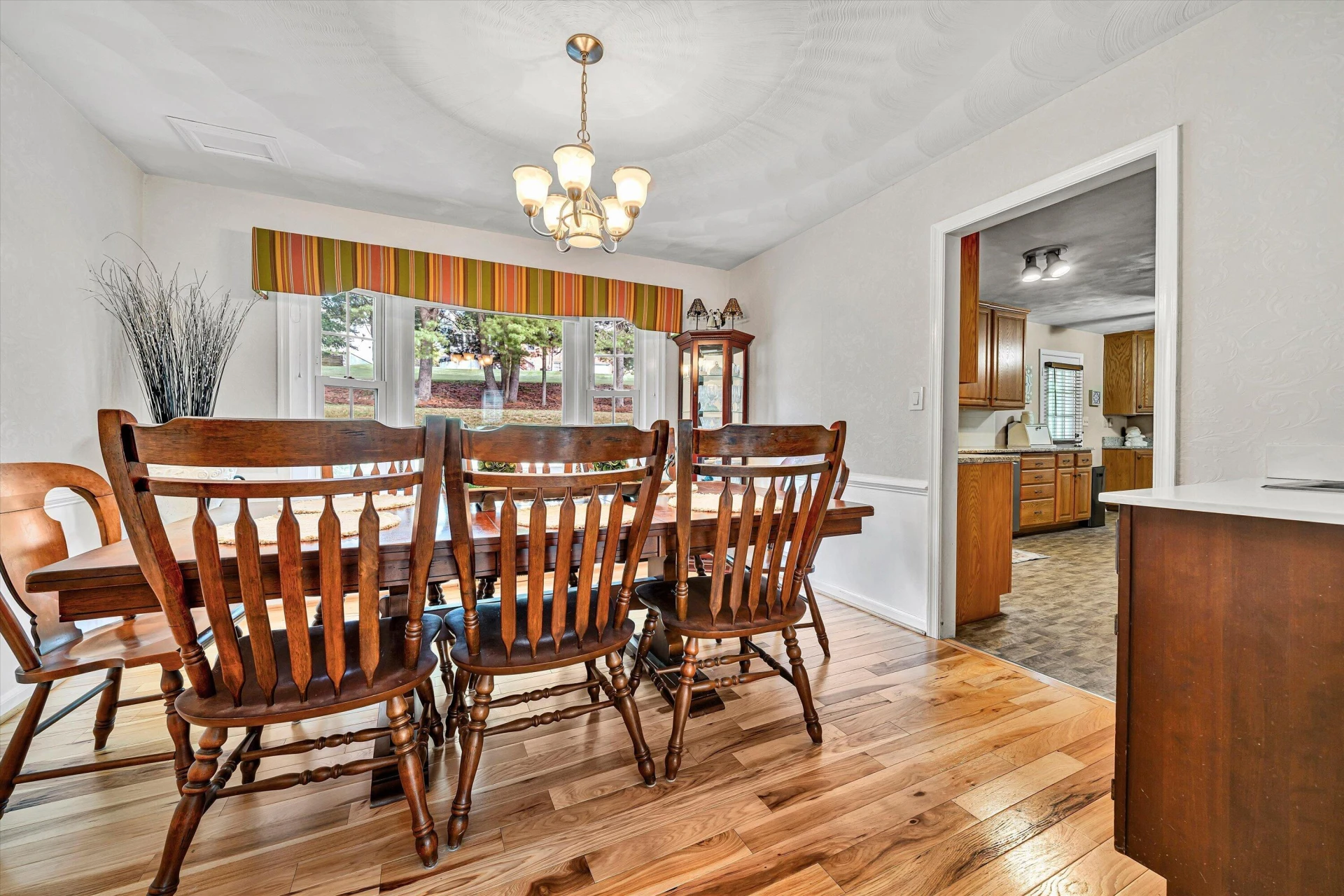6731 Stonington RD - Photo 7