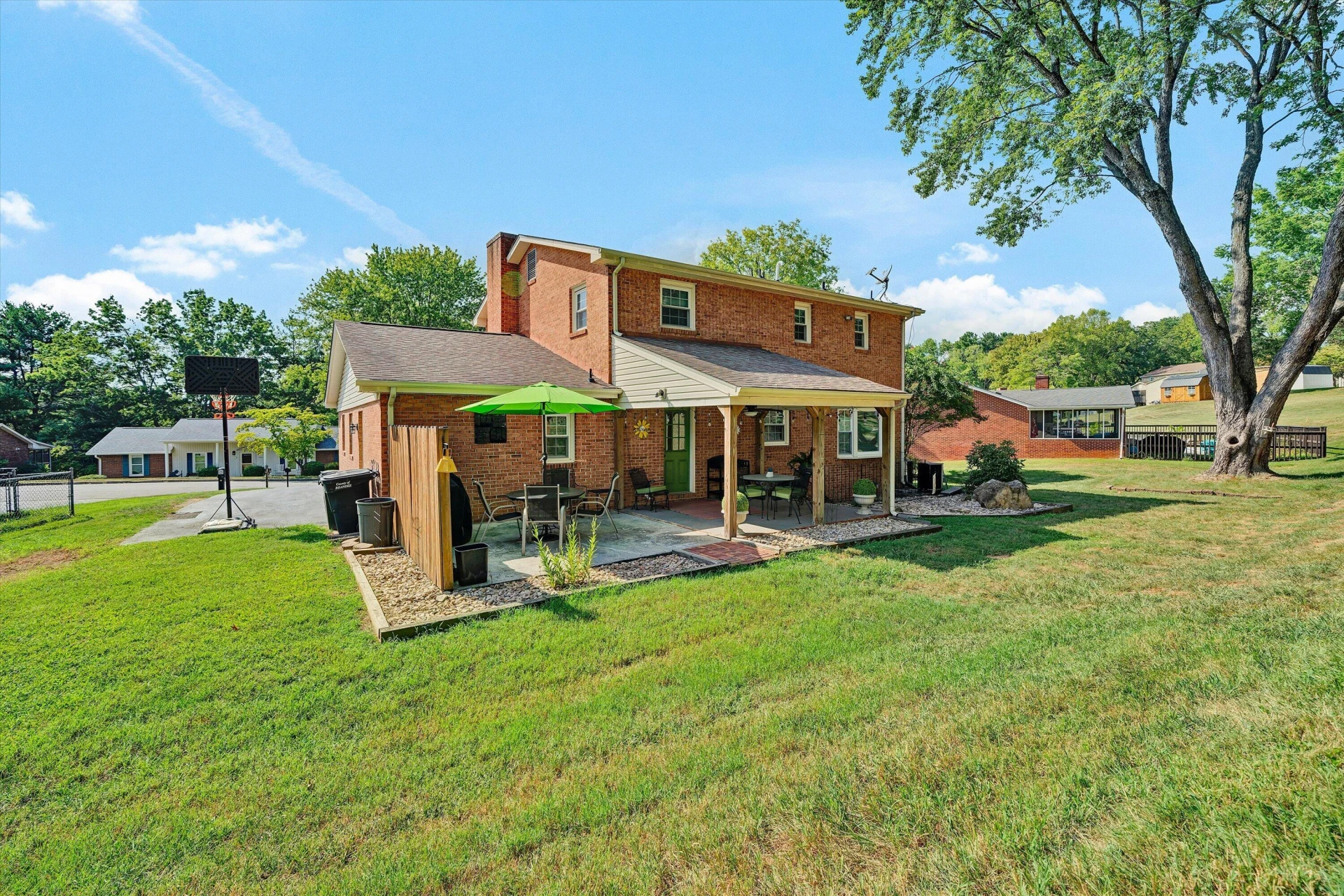 6731 Stonington RD - Photo 38