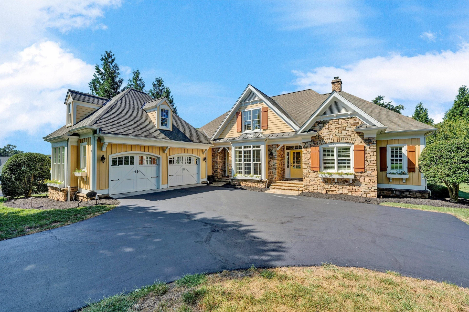 18 Flagstick CT - Photo 2
