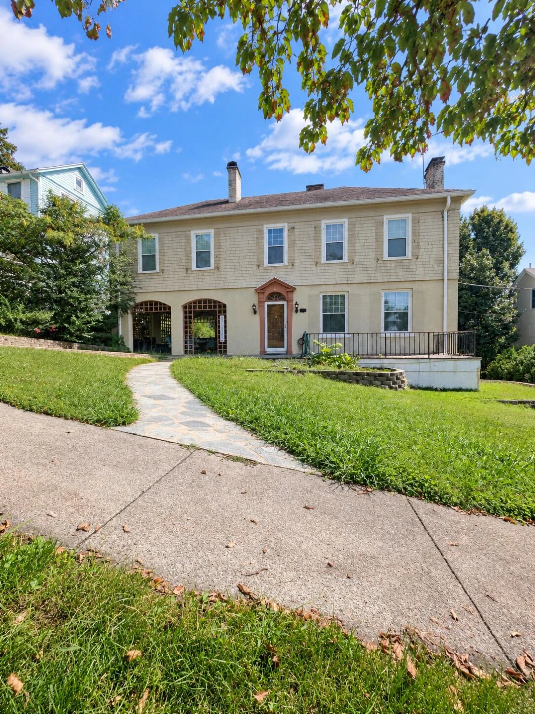 1040 McCormick BLVD - Photo 3