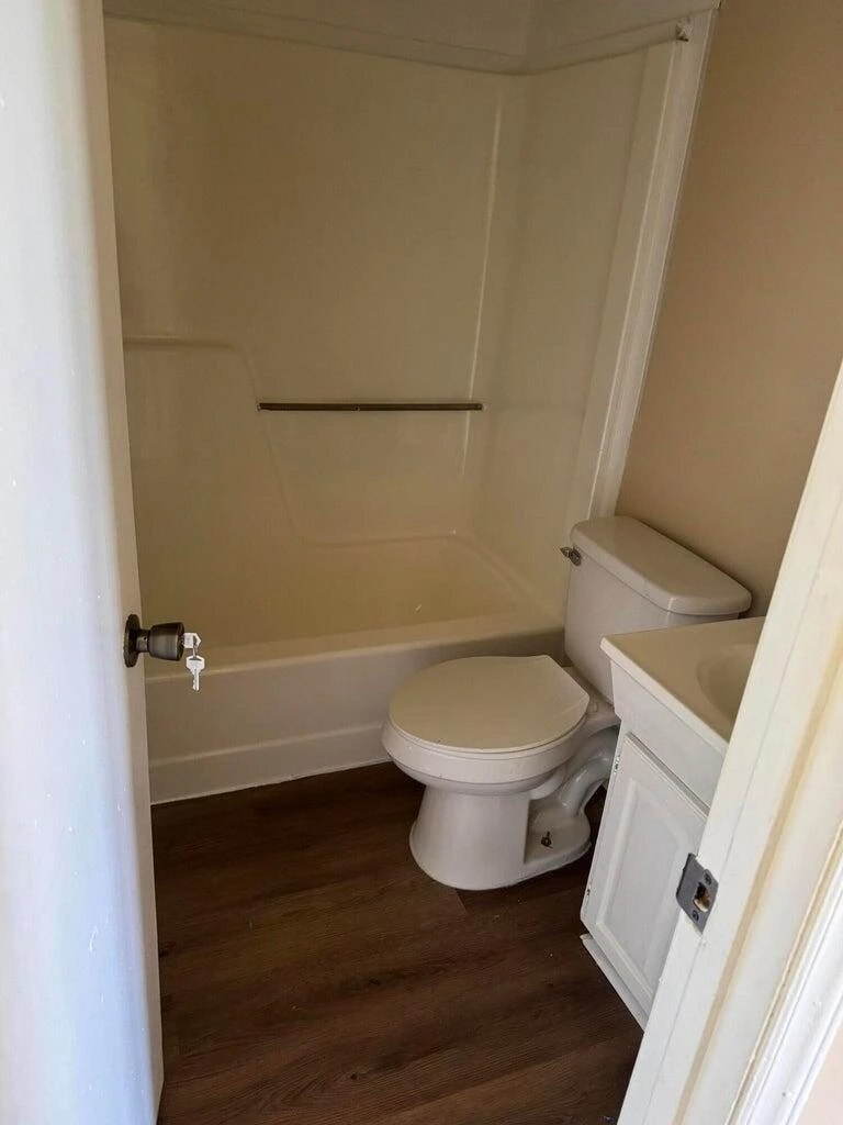 216 College ST - Photo 7